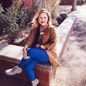 Meet your Posher, Emily